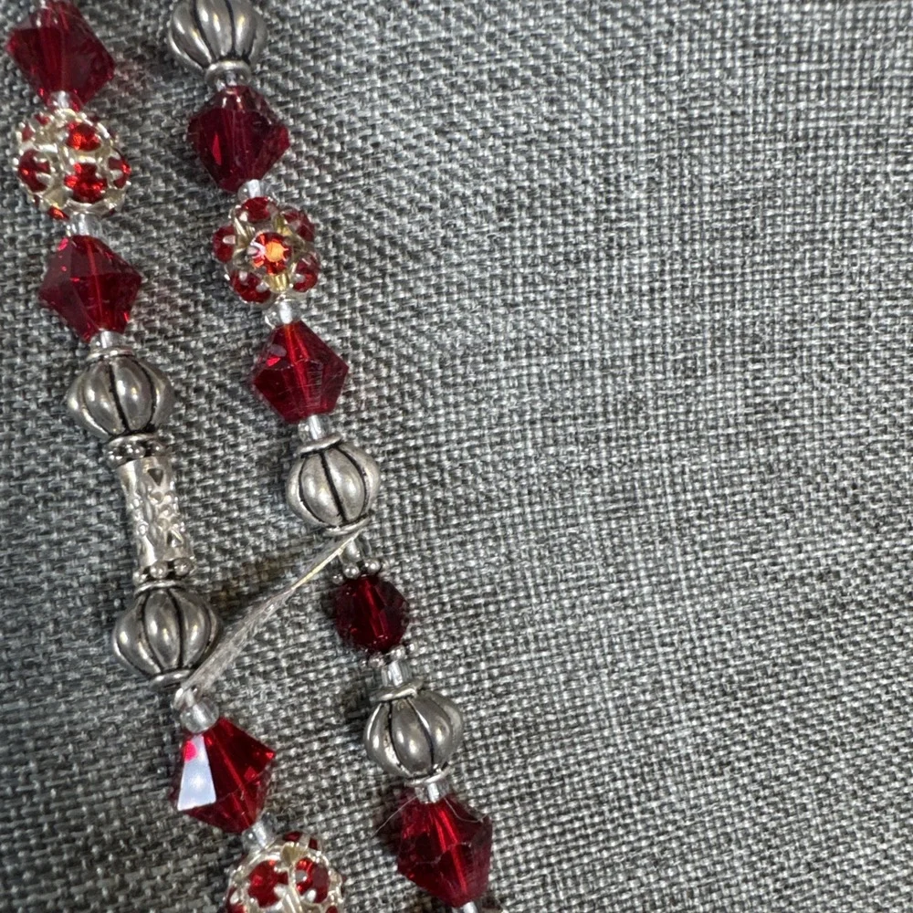 Vintage Red Glass And Metal Beaded Necklace Silver Tone 26